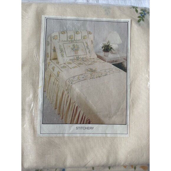 Lady Pepperell No-Iron Twin Flat Sheet Stitchery Design 39x75 In Finished 66x96 - Picture 6 of 8